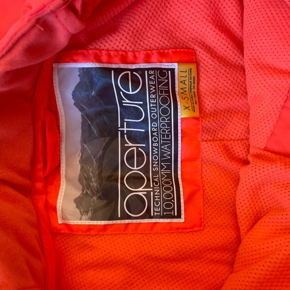 Aperture snow boarding/ skiing pants - Picture 2 of 4